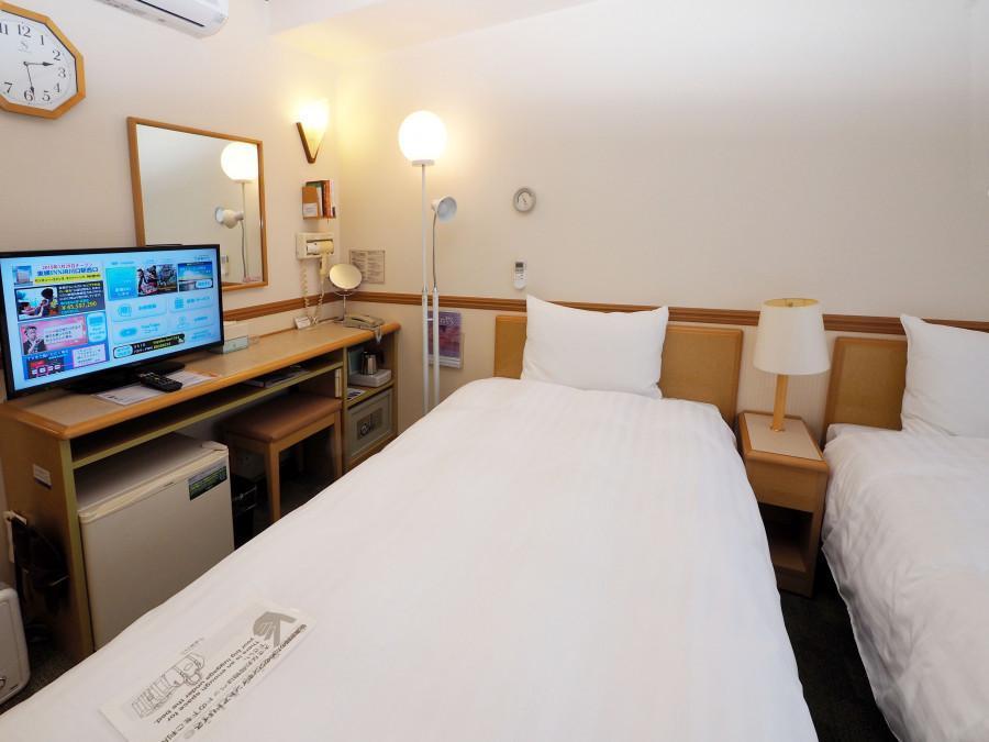 Toyoko Inn Hokkaido Hakodate Ekimae Asaichi Exterior photo