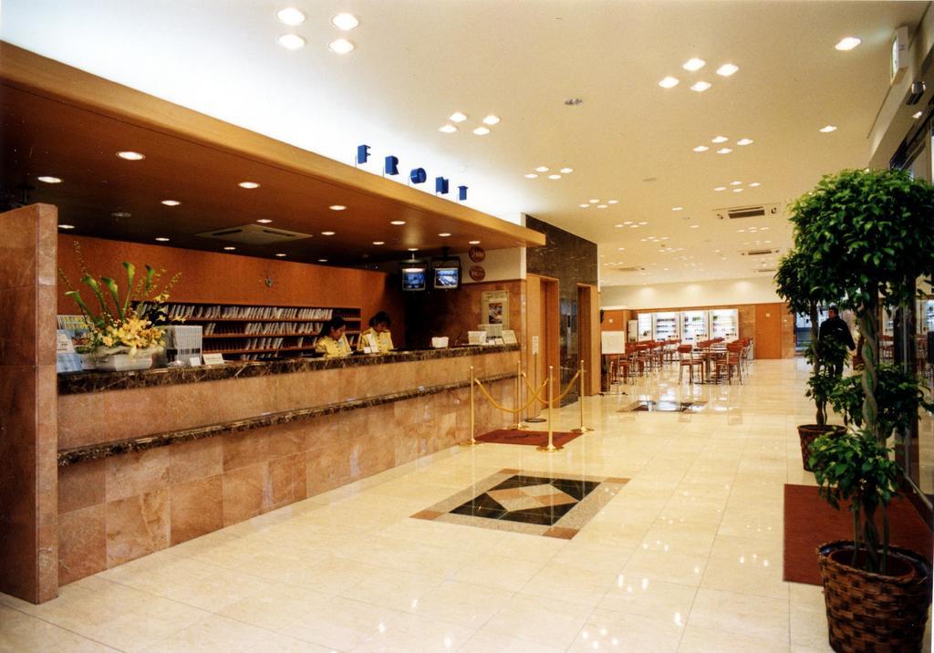 Toyoko Inn Hokkaido Hakodate Ekimae Asaichi Exterior photo